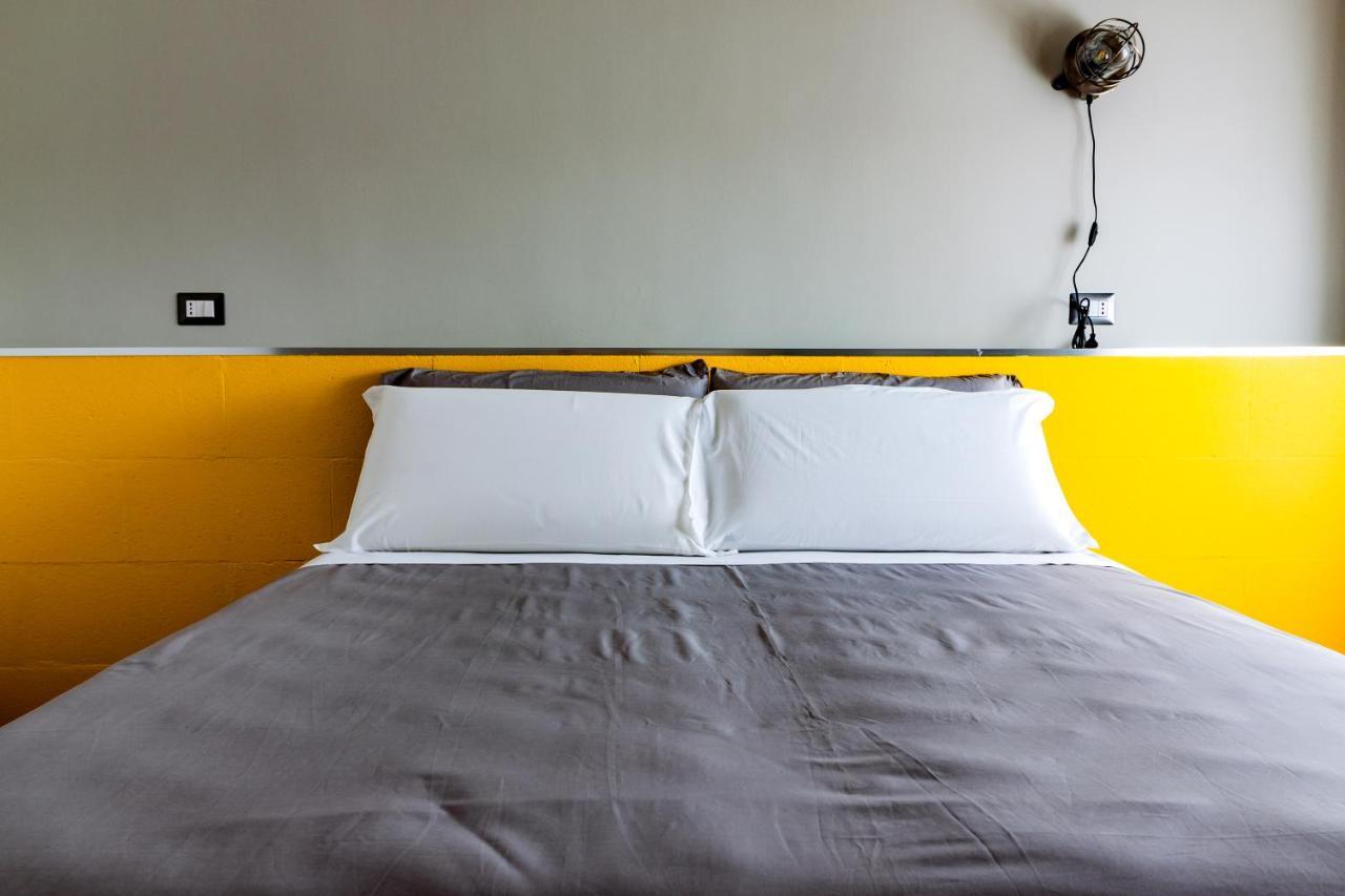 Travel Station Bed & Breakfast 2*