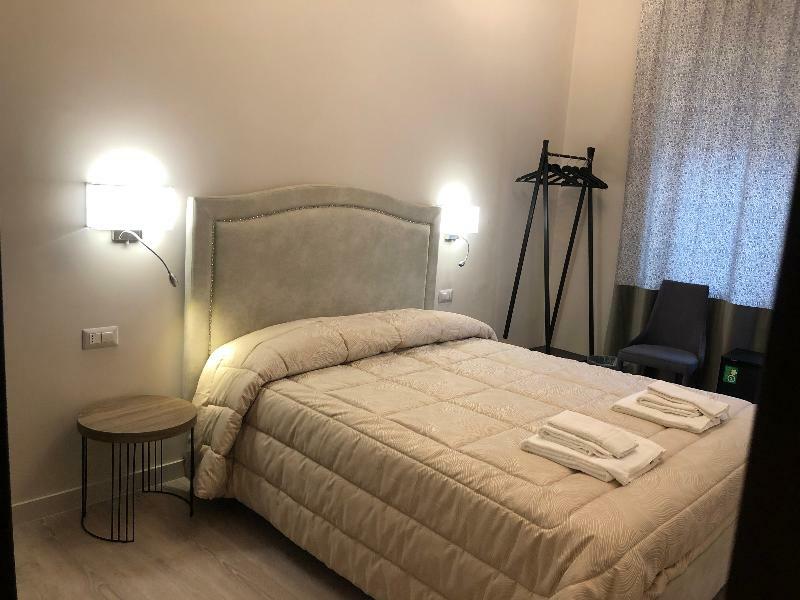Re Di Smirne By Apulia Bari