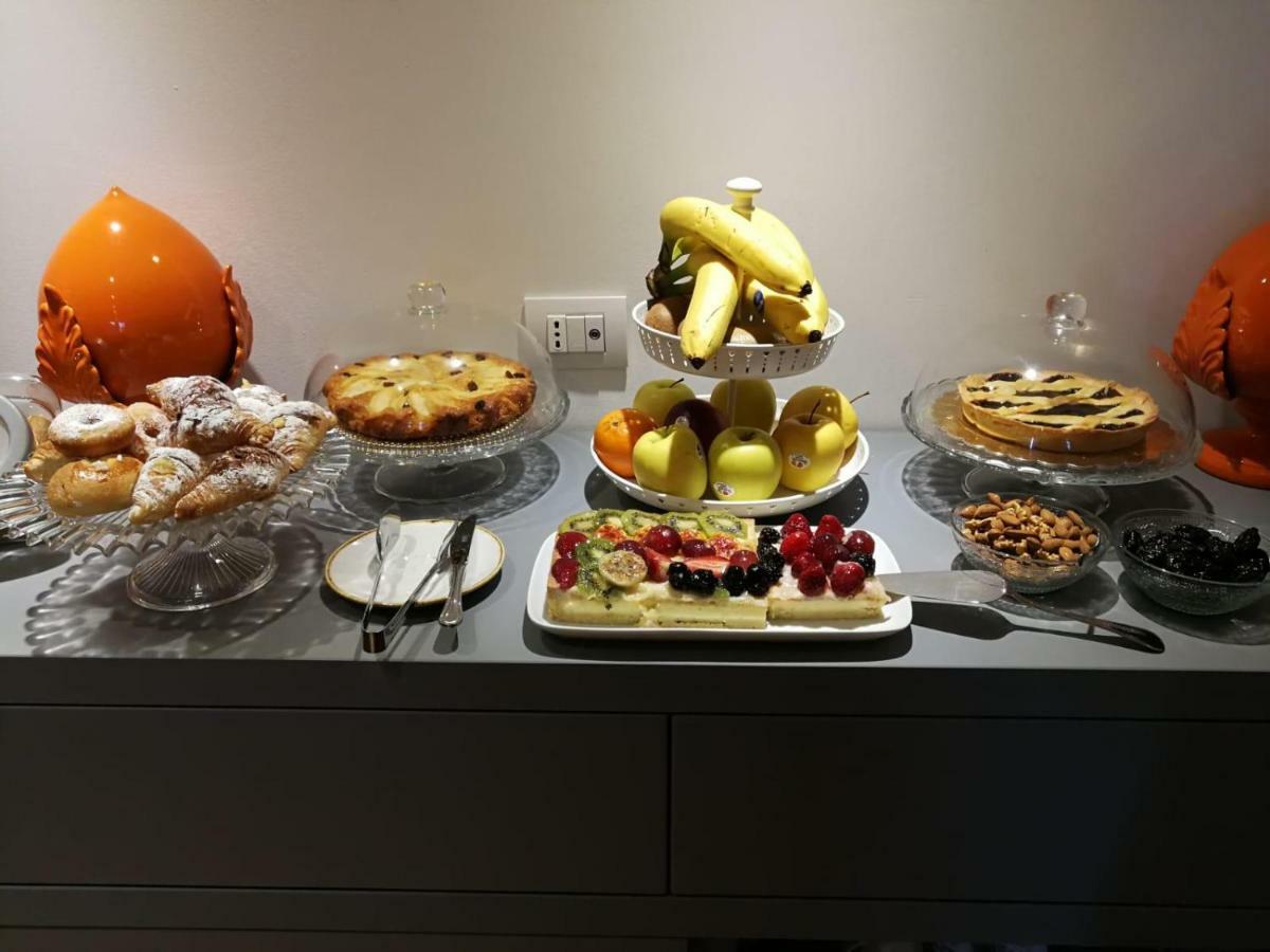 200 & Terrace Bed & Breakfast Bari