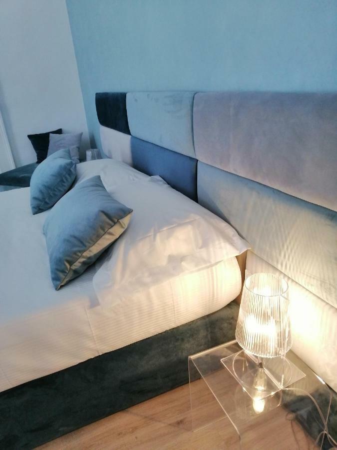 102 Bed & Breakfast Bari