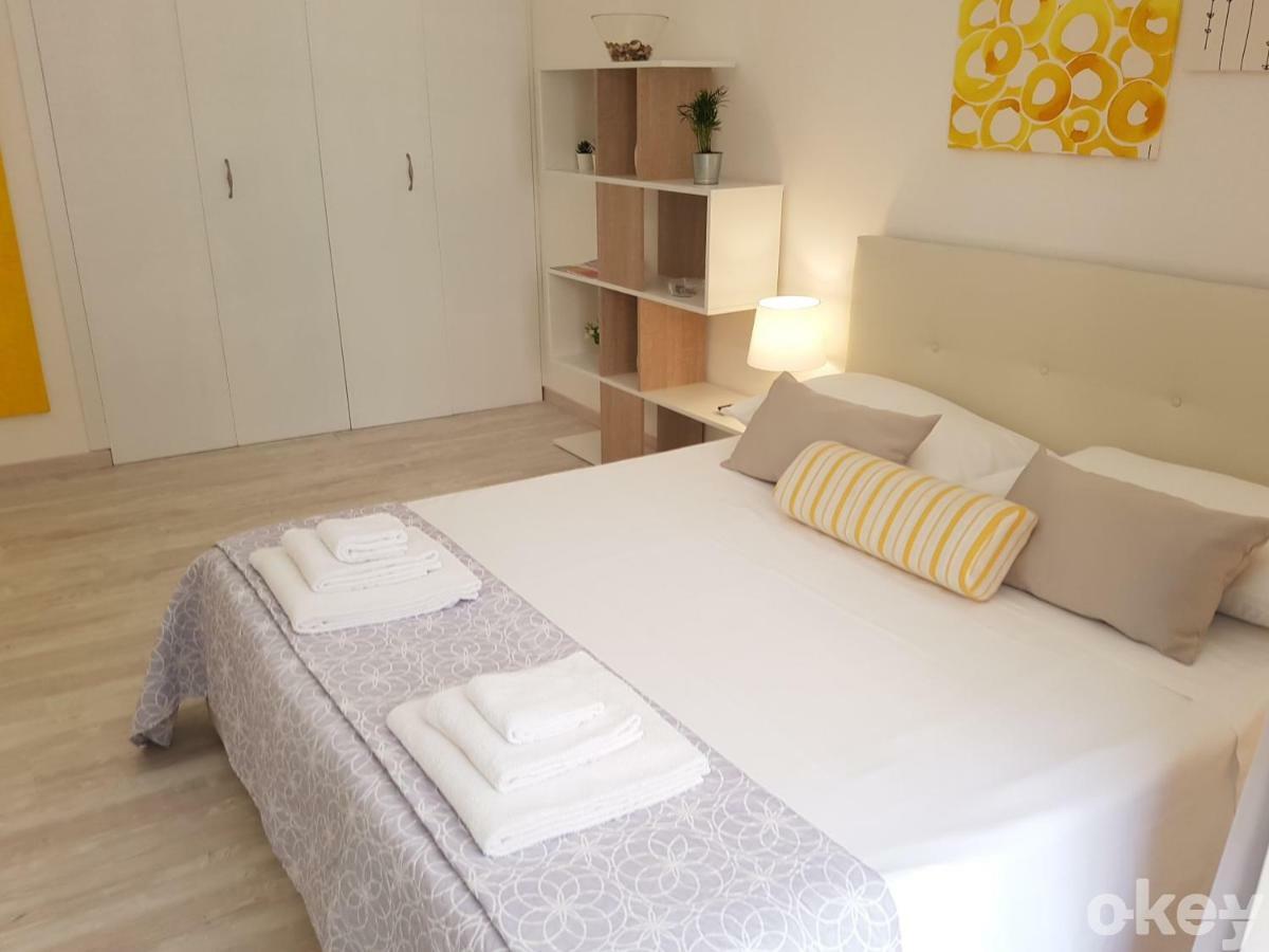 Charme & Chic - Centro Apartment
