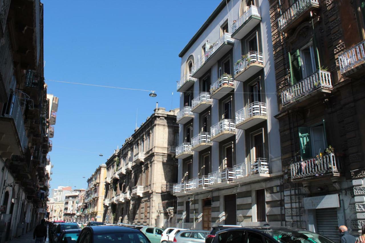 Big Holiday House *