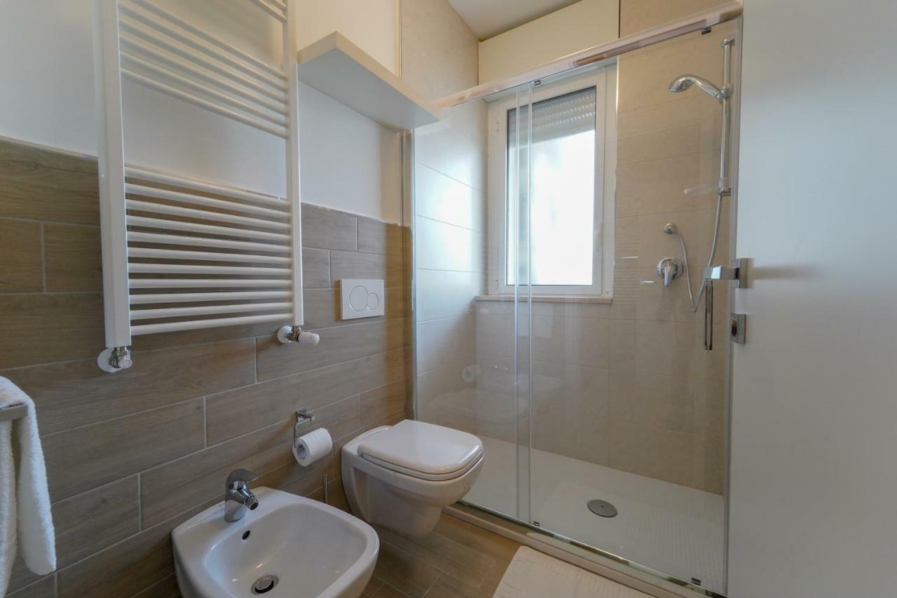Bed & Breakfast Wojtyla Airport Bari
