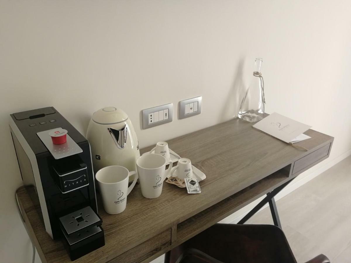 Acomodação com café da manhã  Gatto Bianco Duchessa 2*