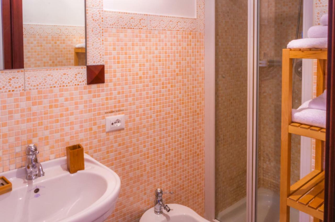 Melo Abbrescia Apartment