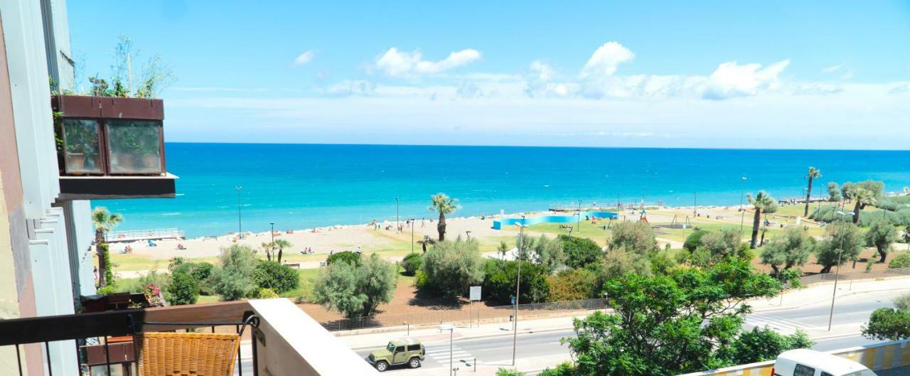 Punta Levante Apartment Bari