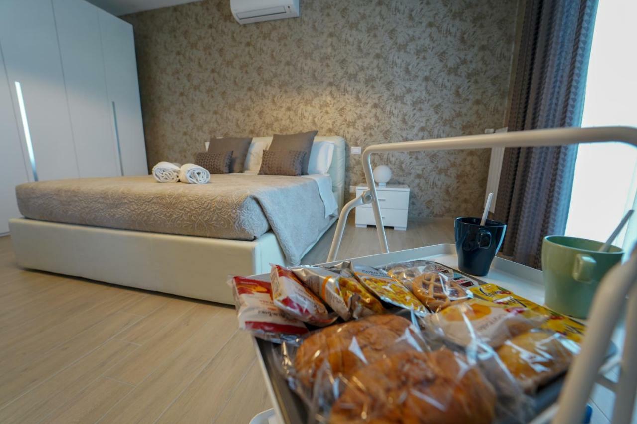 Wojtyla Airport Bed & Breakfast