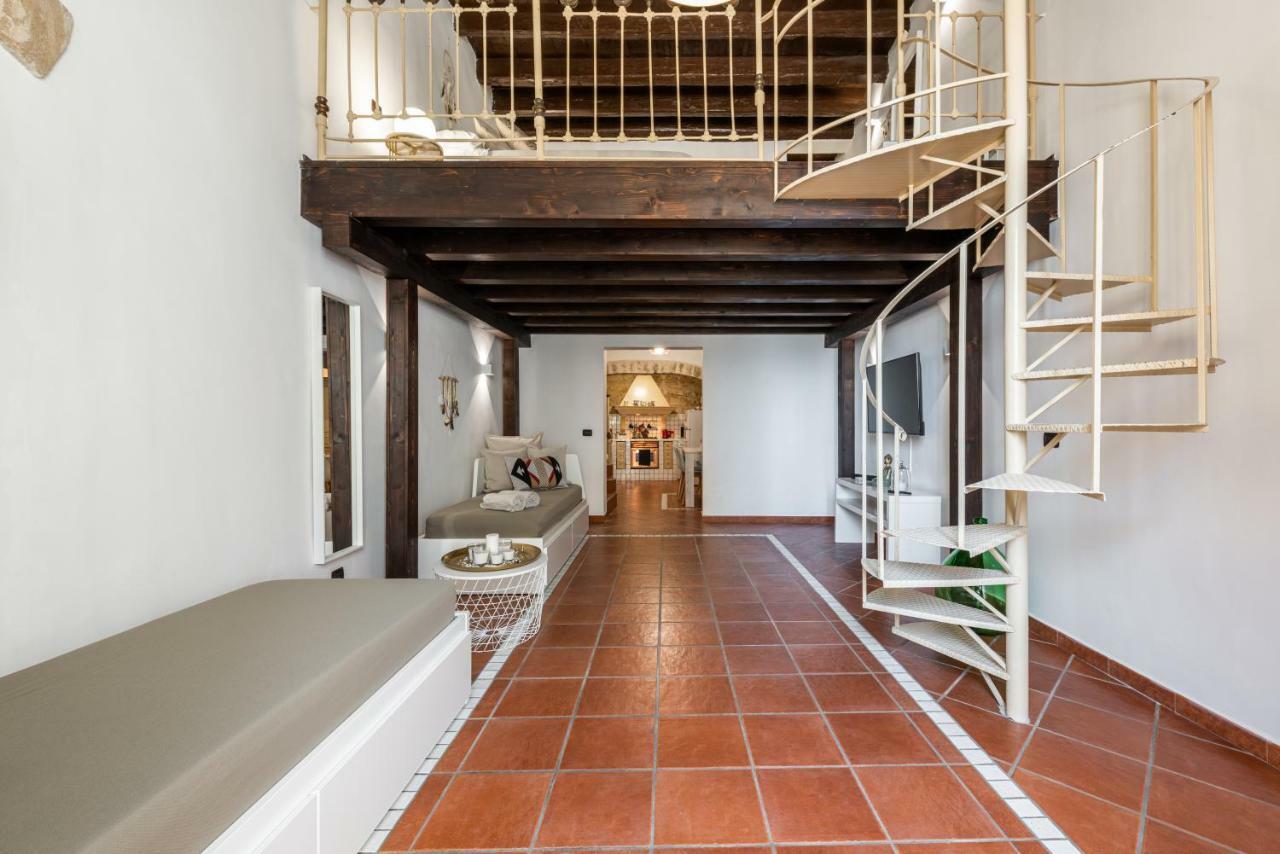 Old Town Loft M8 M8apartments * Bari