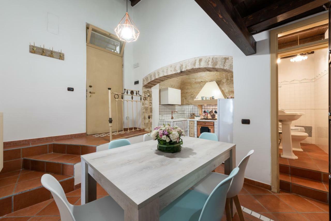 Old Town Loft M8 M8apartments * Bari
