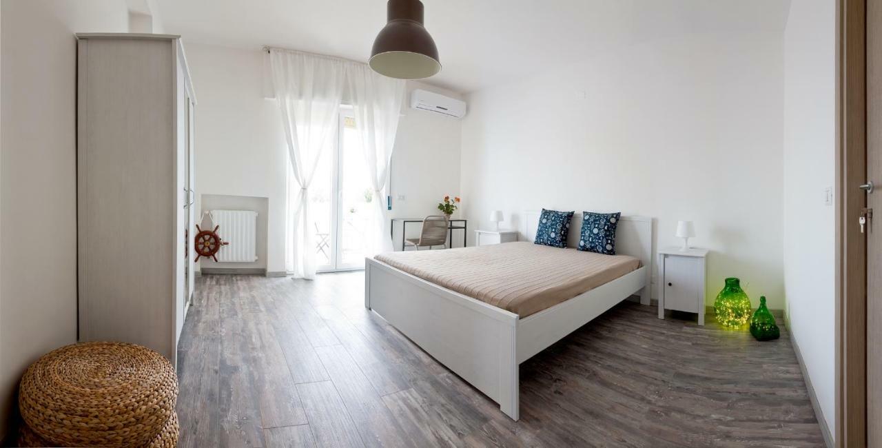 Pietra Di Mare Bed & Breakfast *