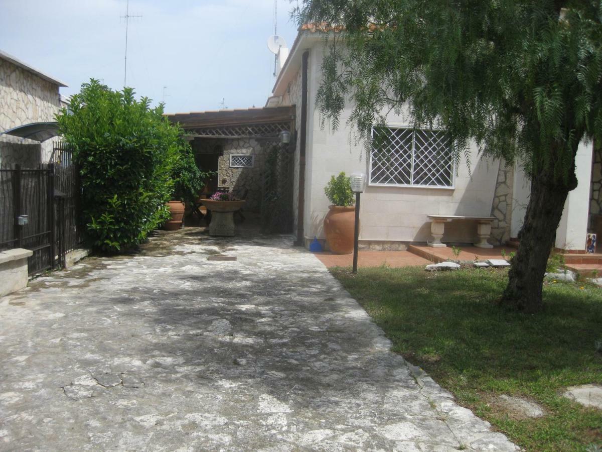 Lucia Bed & Breakfast 2*