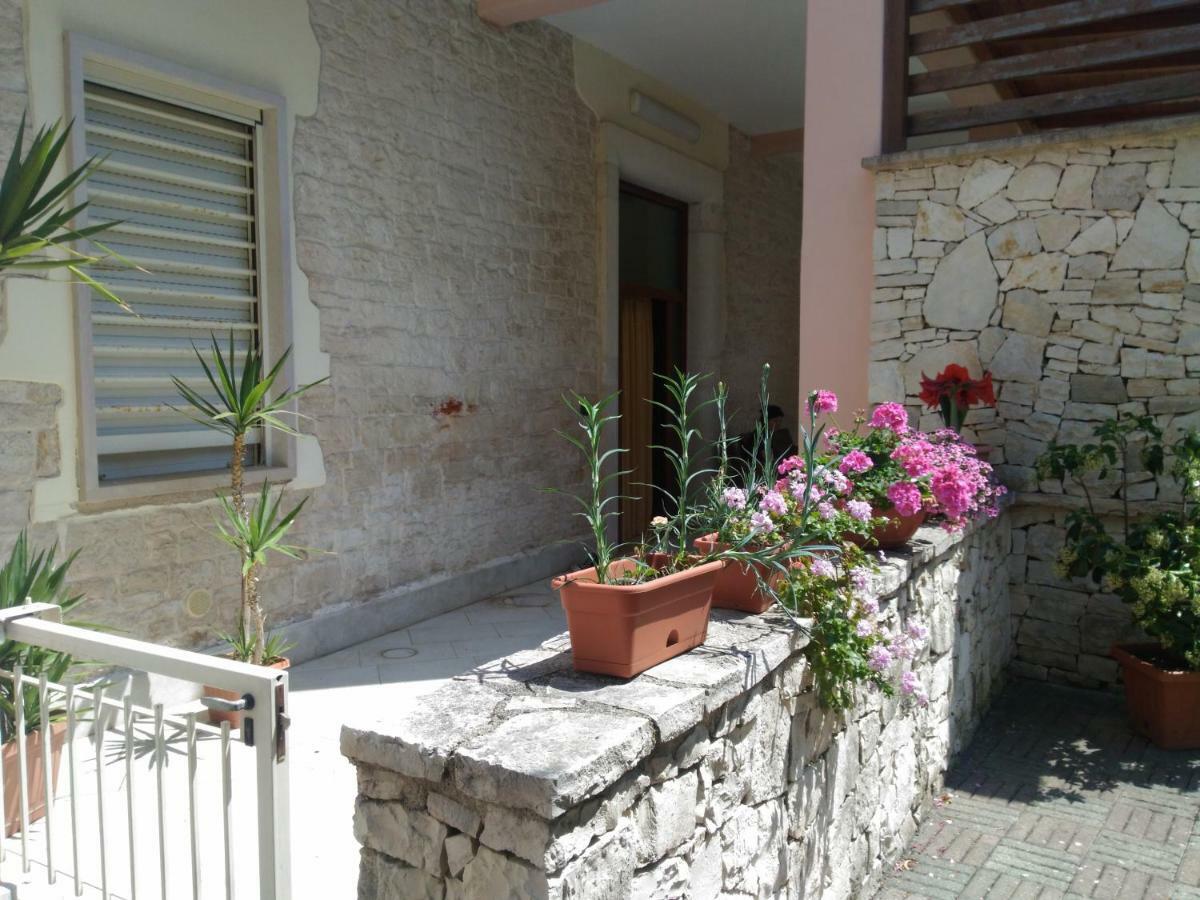 Holiday home La Pietra Smeraldina