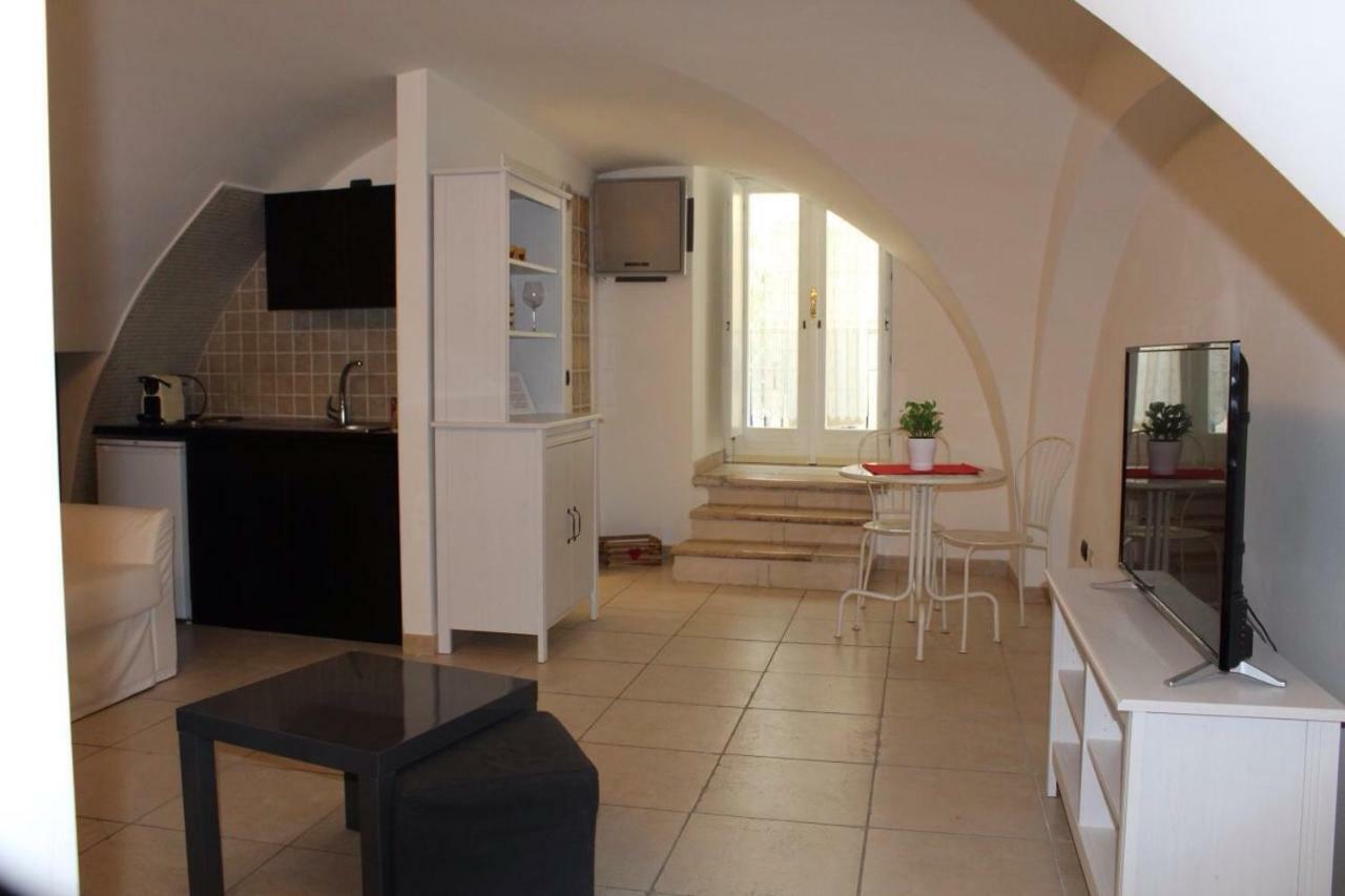 Villari 60 Bari