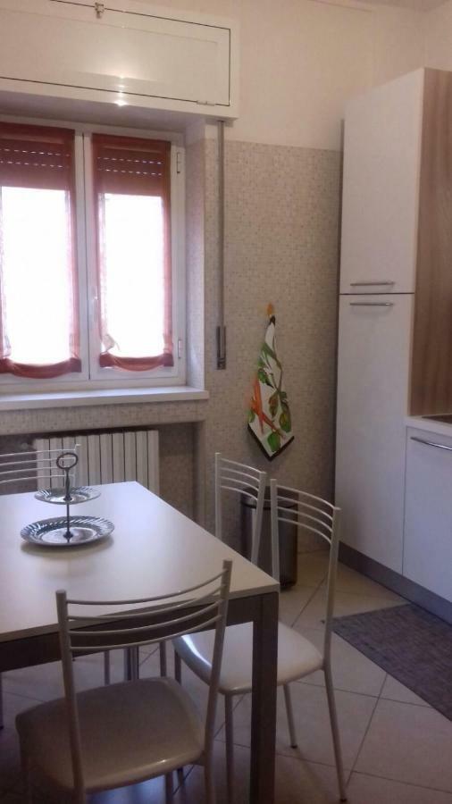 Apartment Flat By Lello Bari