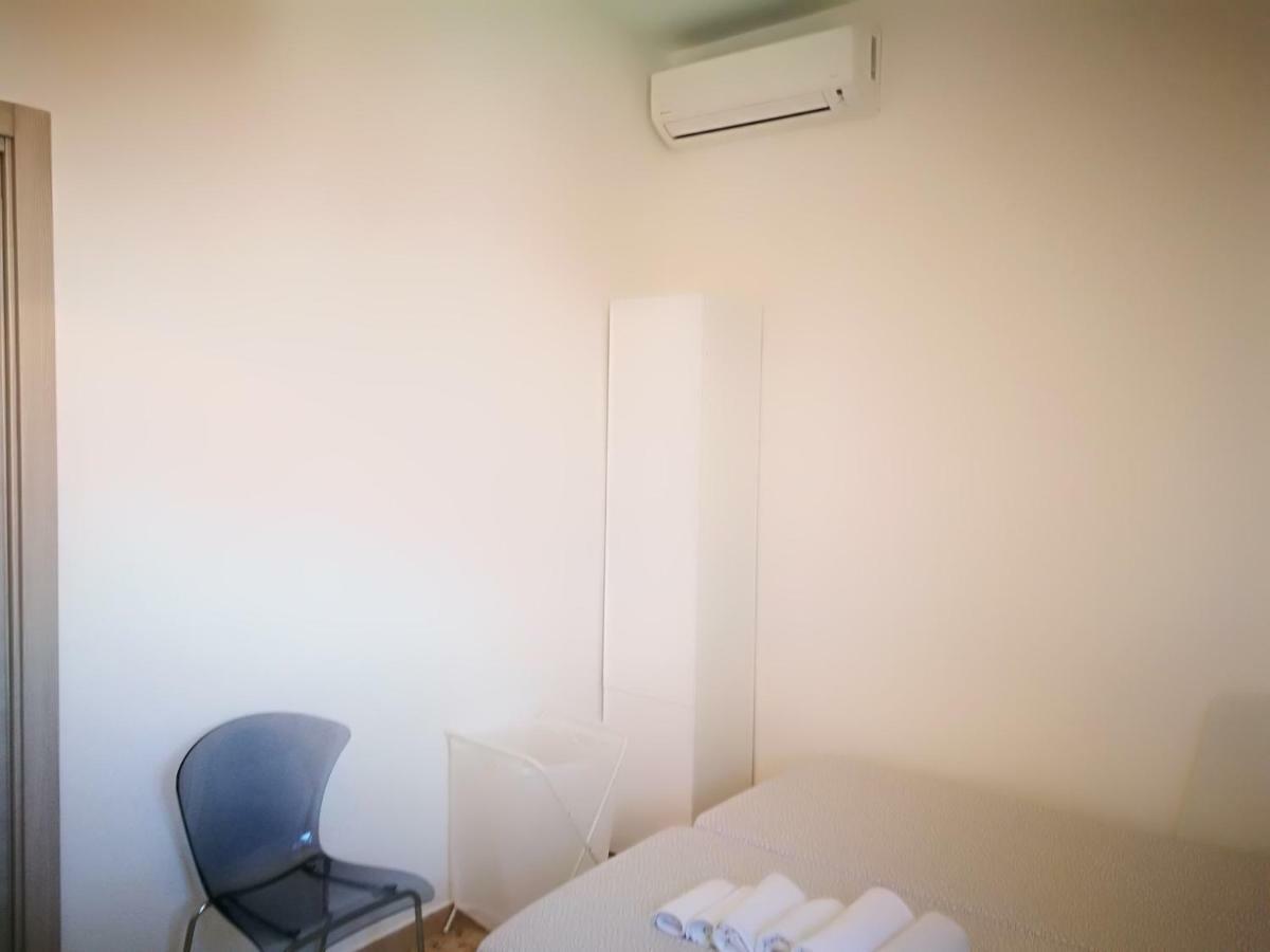 Apartment Simply House In
