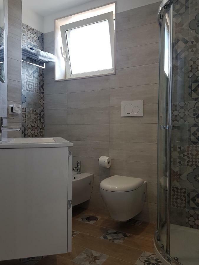 Attico Con Terrazza A Căn hộ Bari