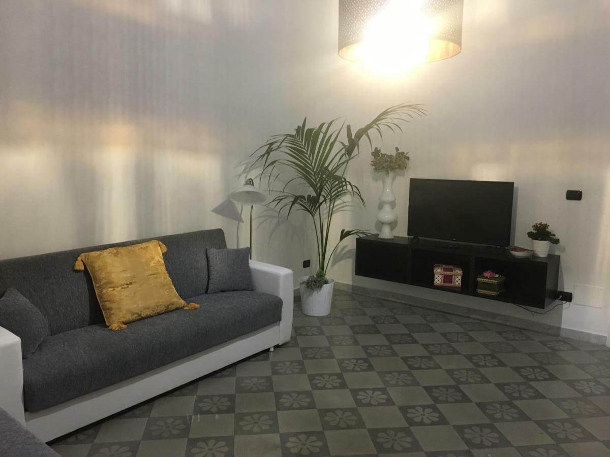 Maison Flores Apartment