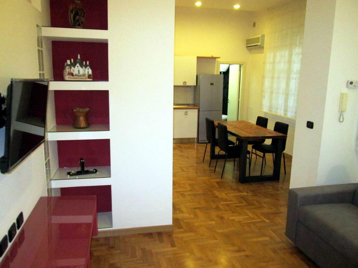 Minihouse2 * Bari