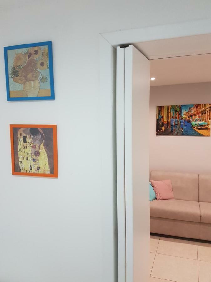 Attico Con Terrazza A Apartment *
