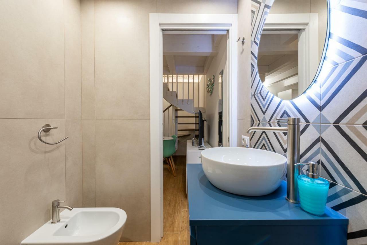 Appartamento David Pretty Loft Near Station Casatuabari
