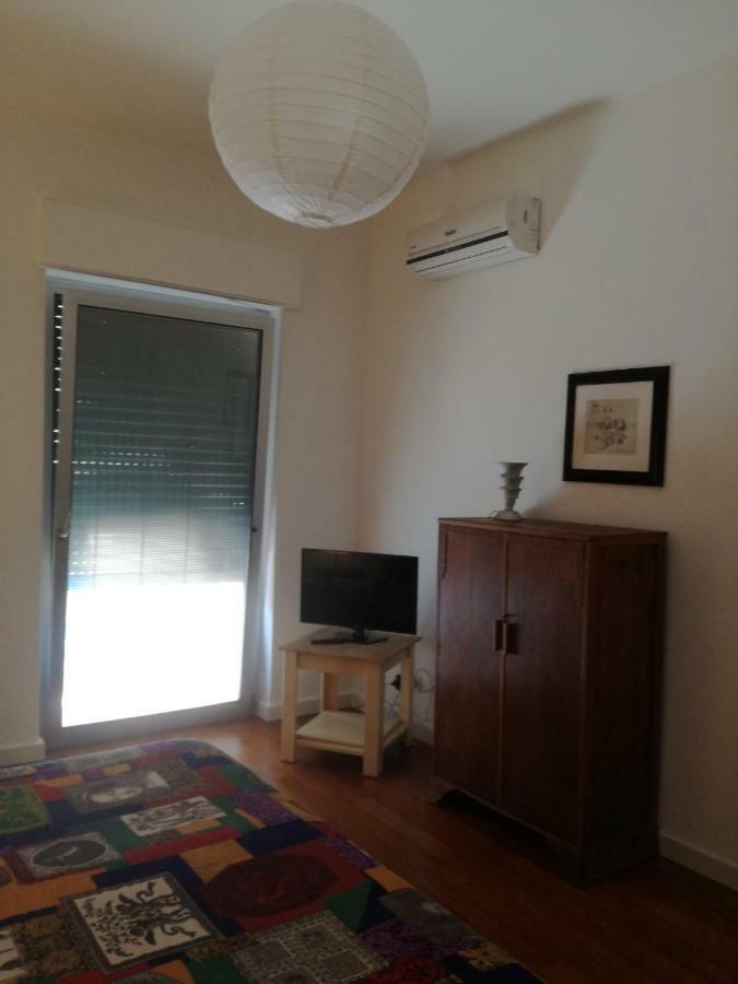 1964 Apartment *