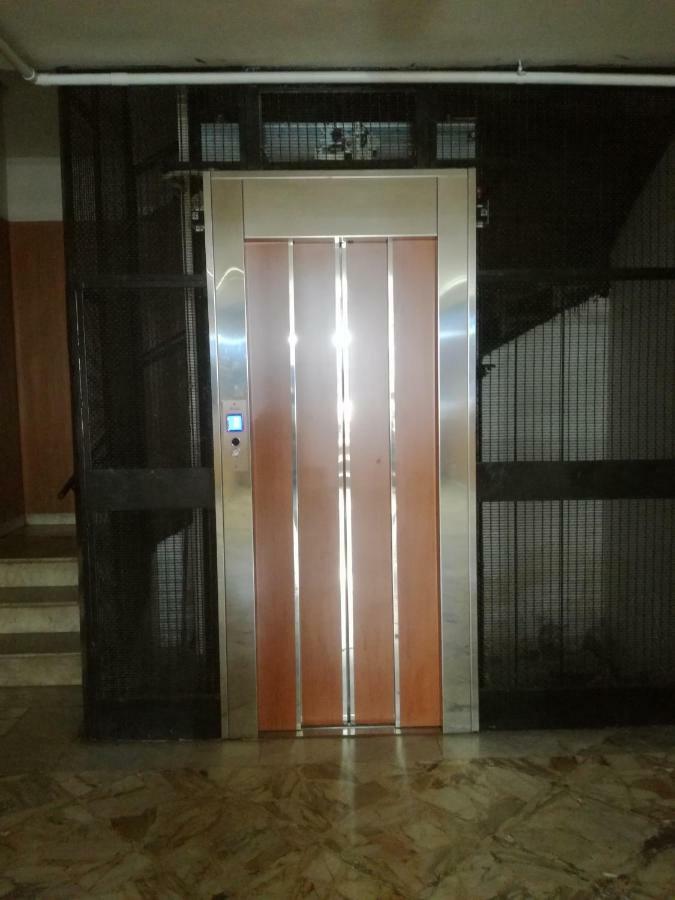 Apartment 1964 Bari