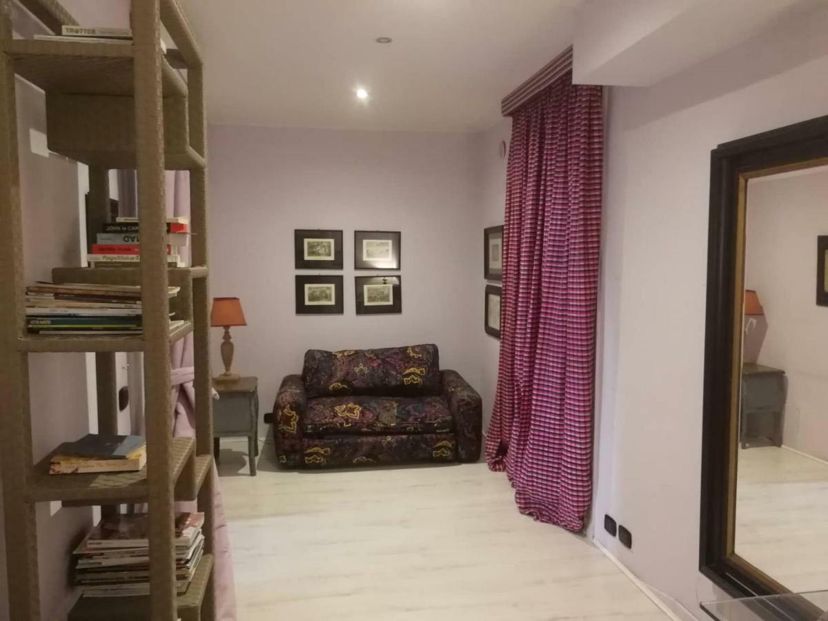 Bed & Breakfast Gatto Bianco Casa Dei Venti 2*