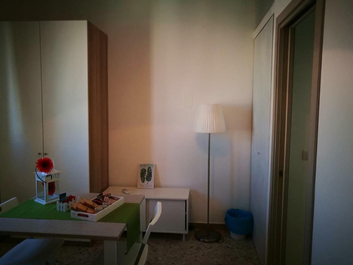 Apartment Simply House In *