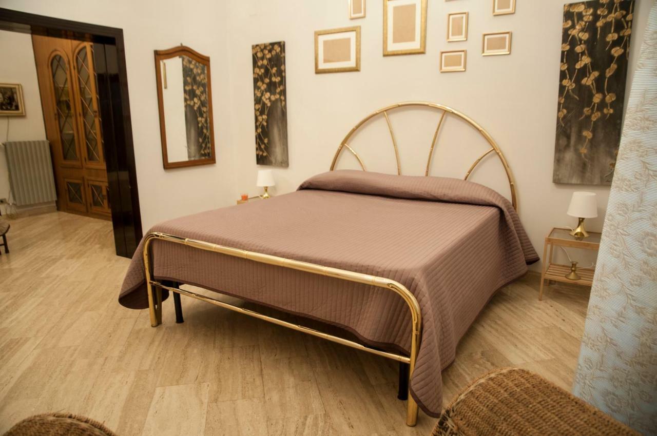 Terradamarebari Bed & Breakfast Bari