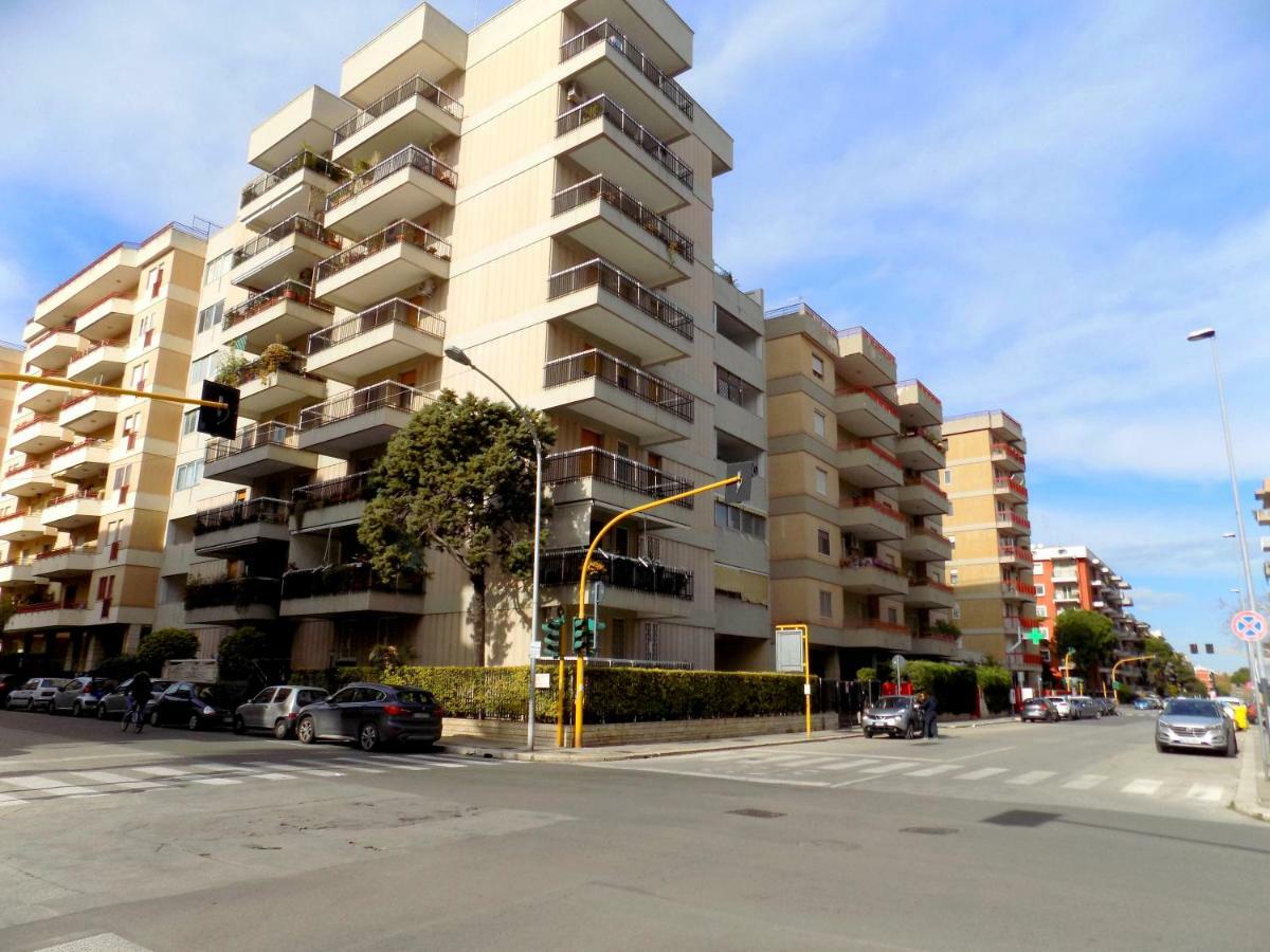 77 Apartment Bari