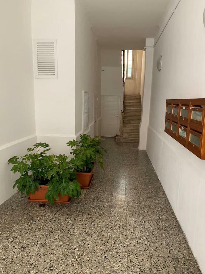 Whiteflower Apartment *