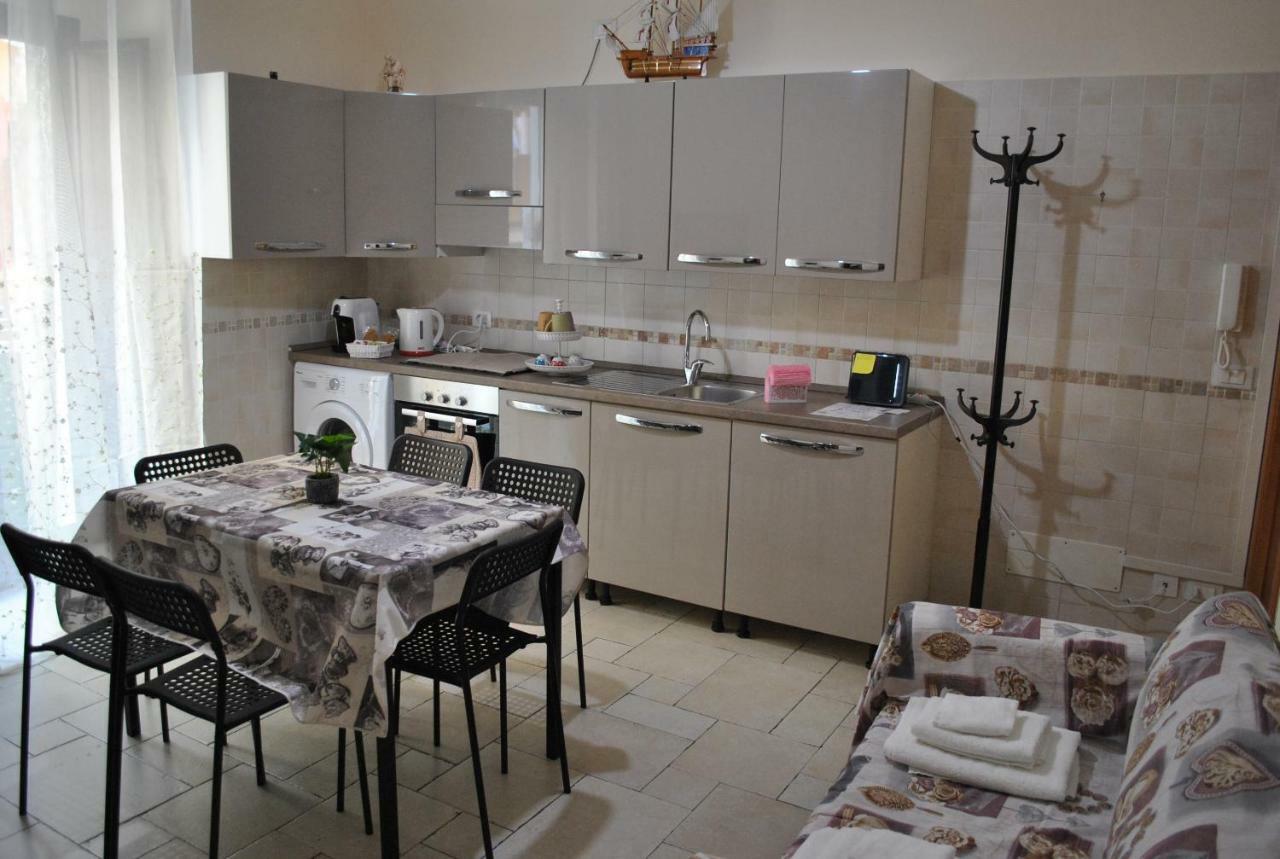 Larosablubarivecchia Apartment