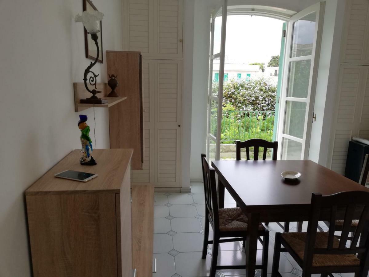 Acomodação com café da manhã  Parisi
