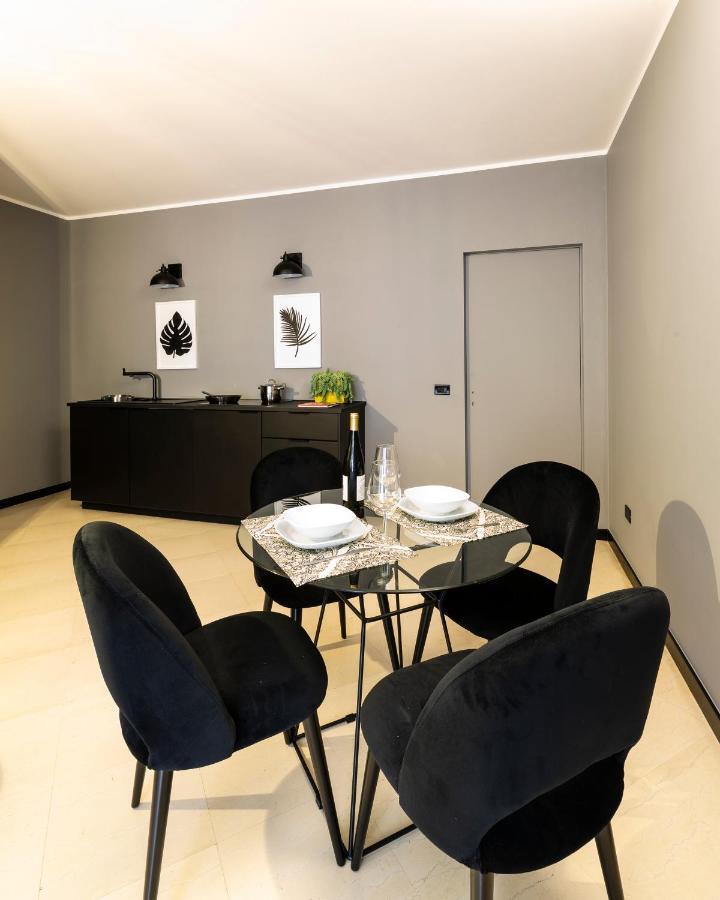 Apartment Laus App. 1 - Art & Design Nel Cuore Di - Via Dante Alighieri Bari