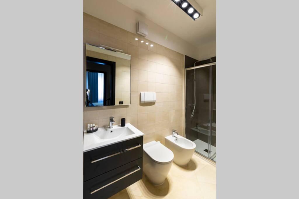 Apartment Laus App.2 - Art & Design Nel Cuore Di - Via Dante Alighieri *