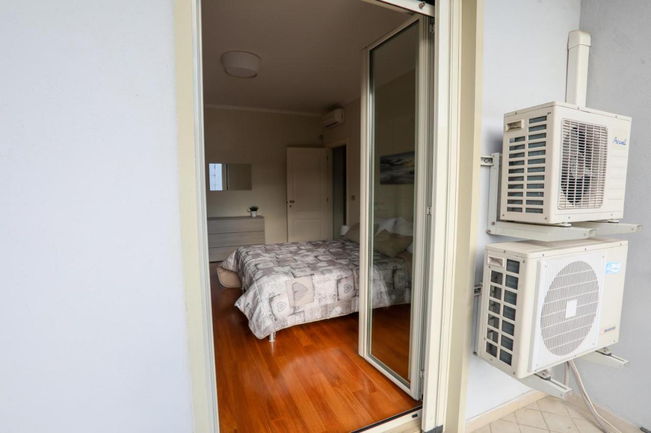 Country Apartment *