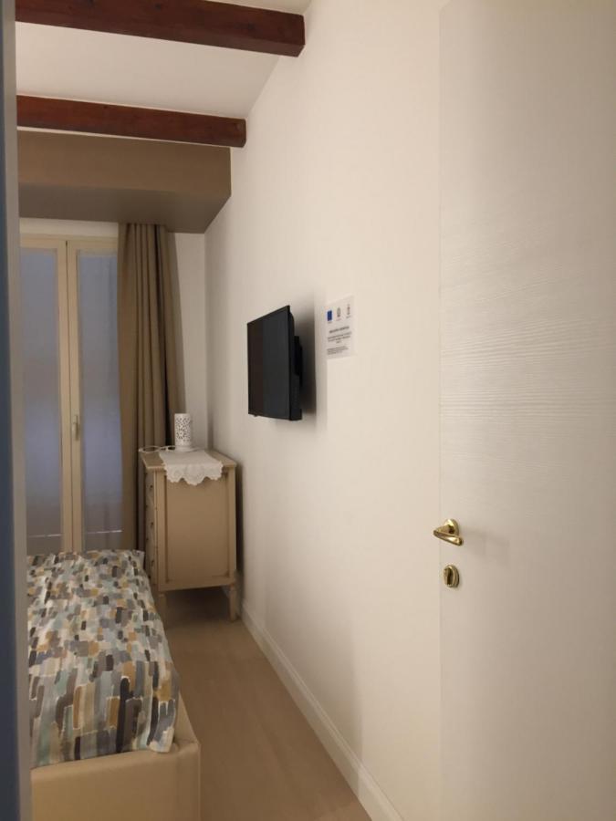 Apulia 35 *